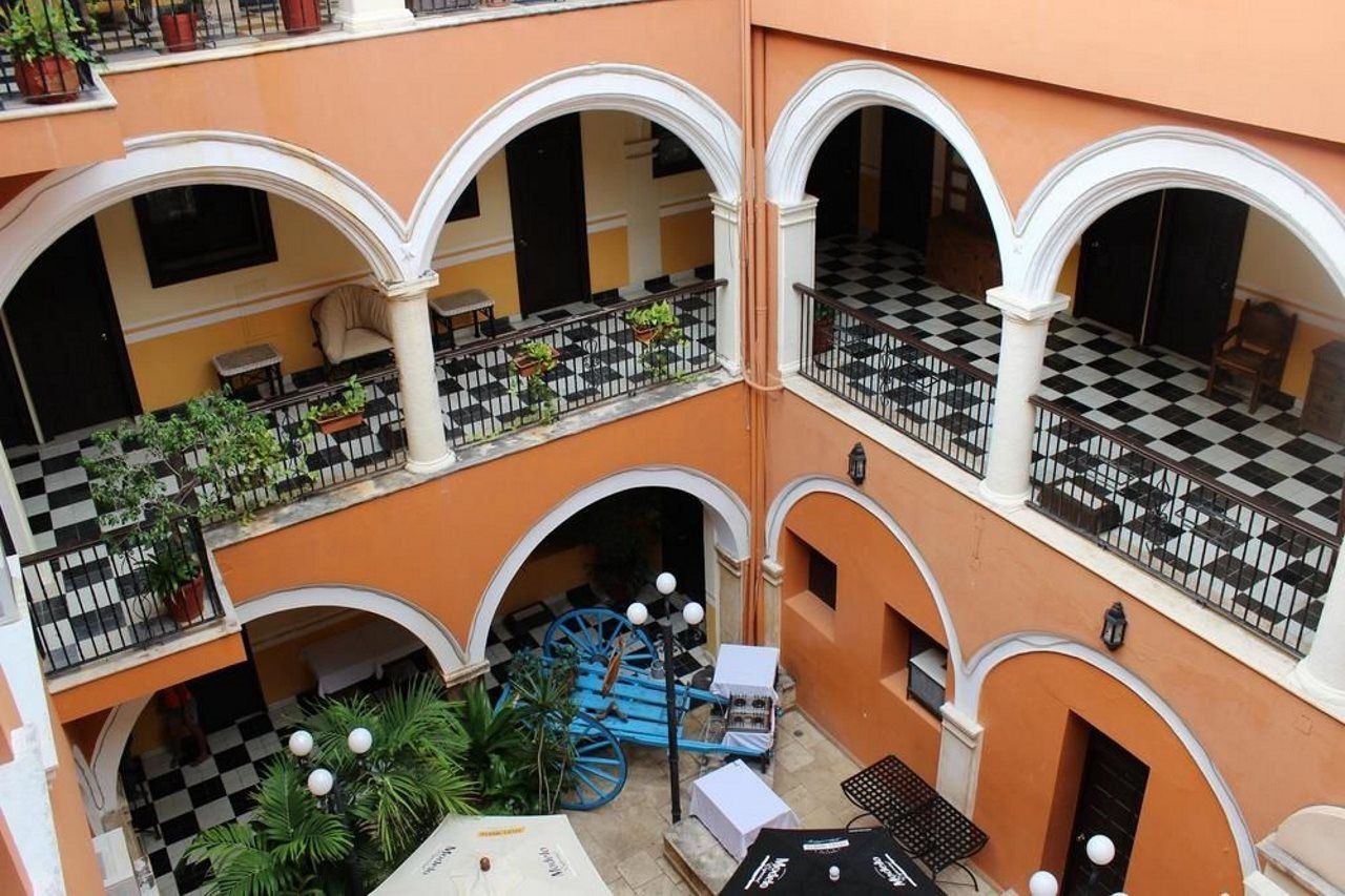 Mision Campeche Hotel Exterior photo